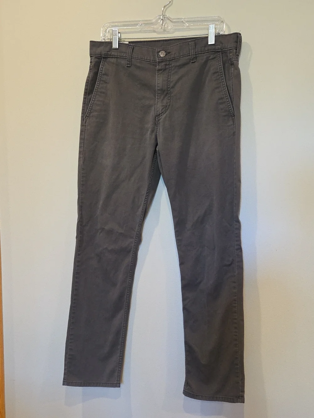 Levis Mens Chino Pants Charcoal Gray Straight Leg 13151-0083 32x32